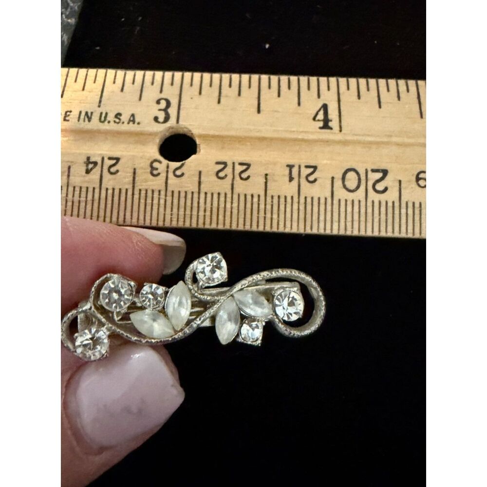 vtg silver tone sloral rhinestone bar barrette with marquise and round stones